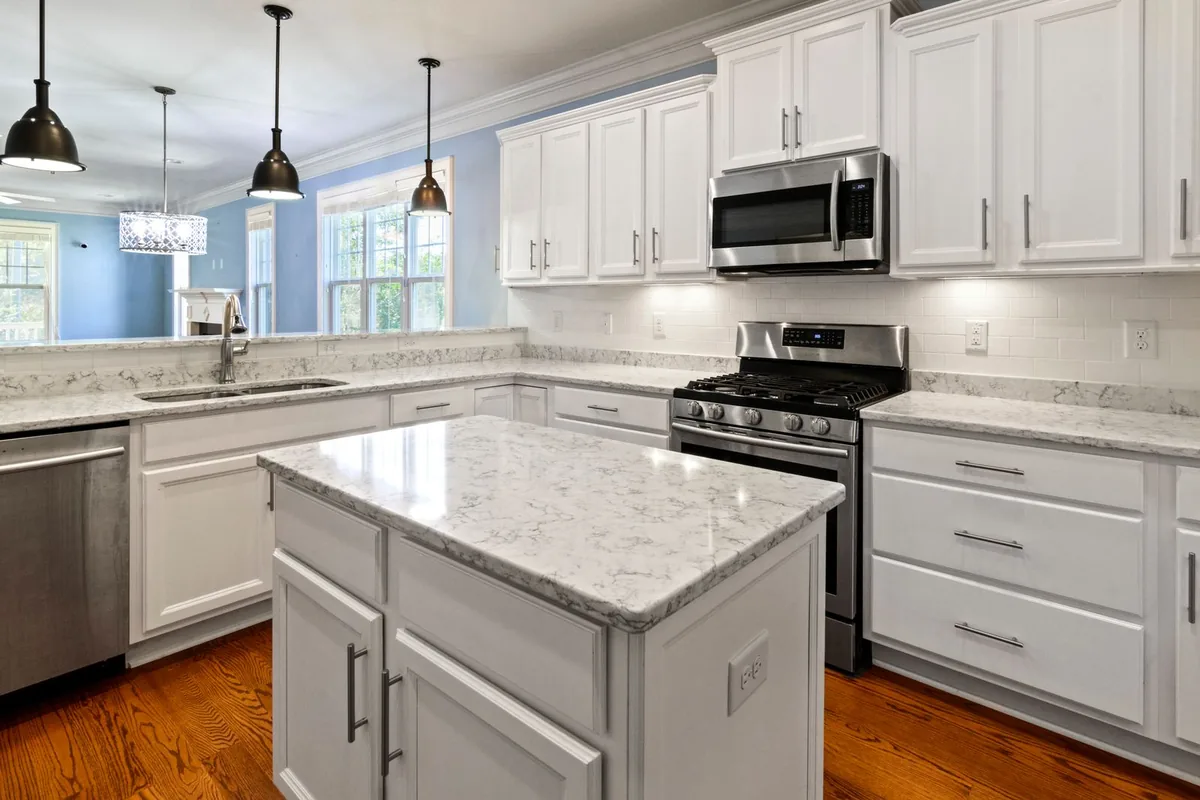 Filth & Squalor Cleanup in Overland Park, KS